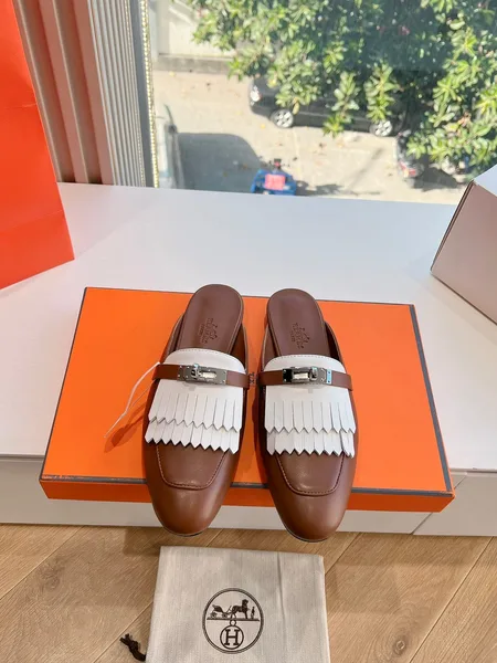 Hermès Women Brown White Leather Fringe Mules product photo
