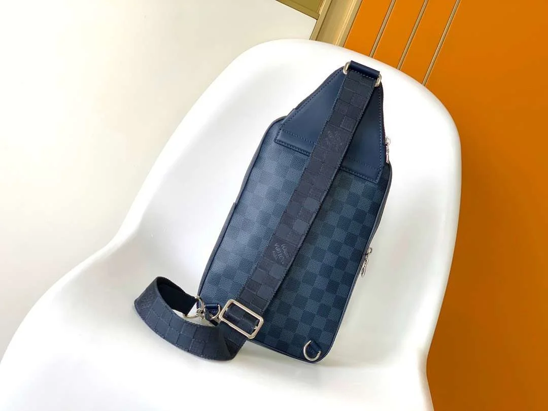 Louis Vuitton Avenue Men’s Handbag Checkerboard Pattern 20x31x7cm product view 7