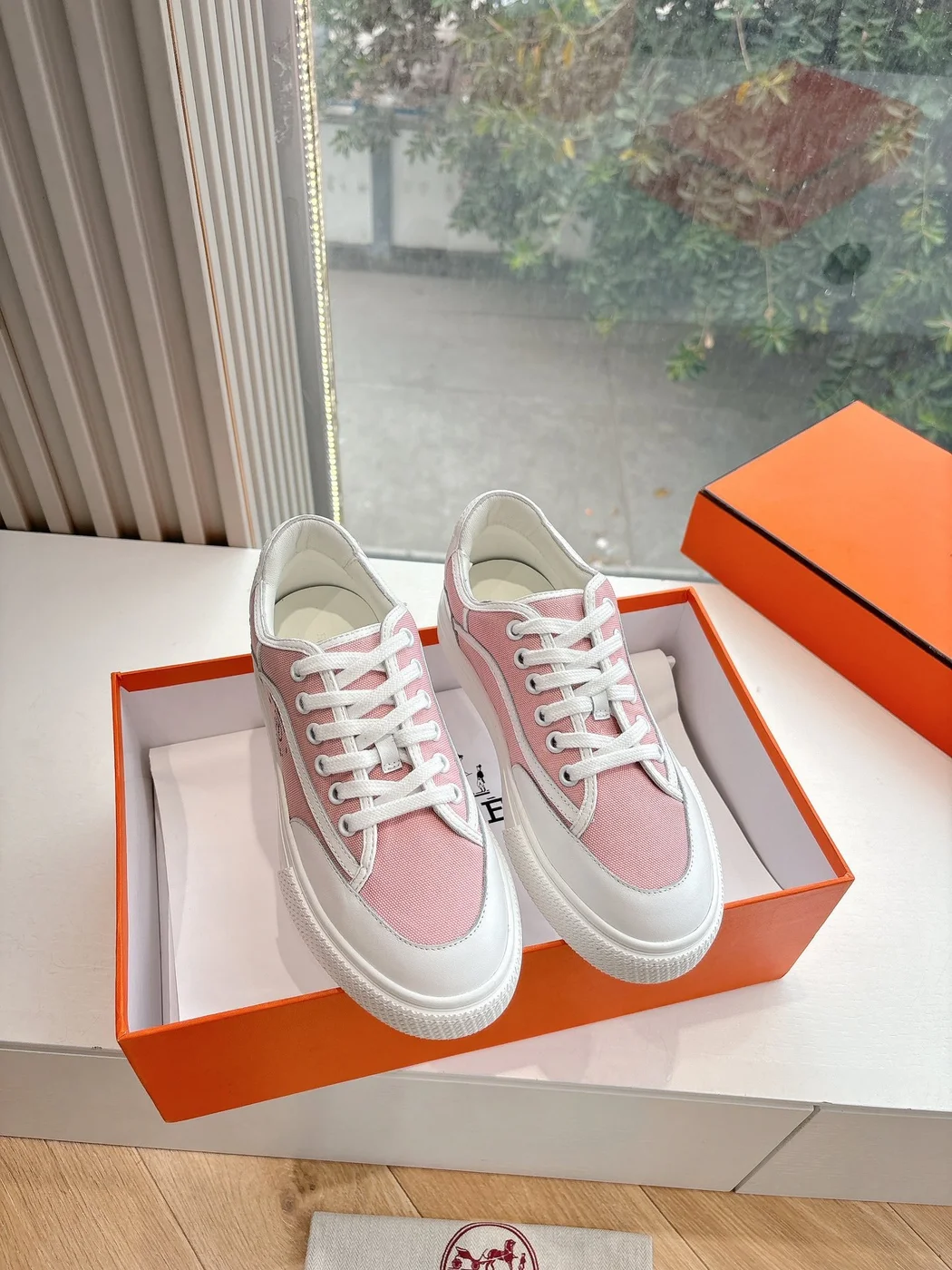 Hermès Women Pink Canvas And White Leather Sneakers product view 1