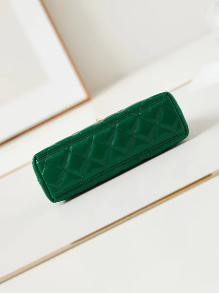 Chanel Kelly Mini 19 Bag In Green Forest Calfskin product view 8