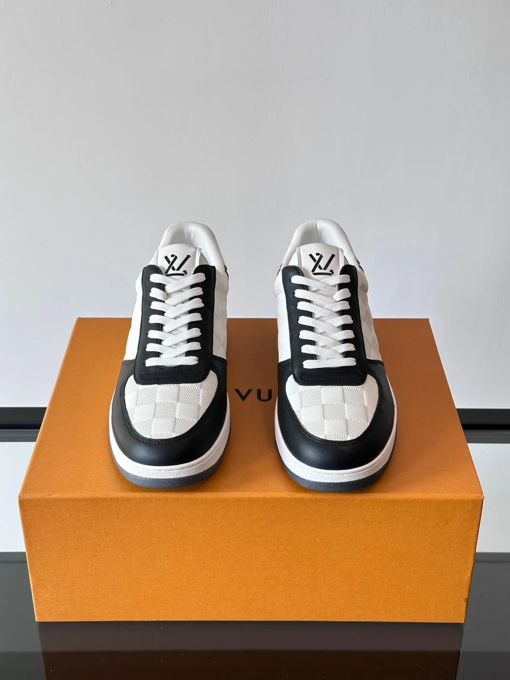 Louis Vuitton Men Black and White Sneakers — Checkered Side Panels product view 2