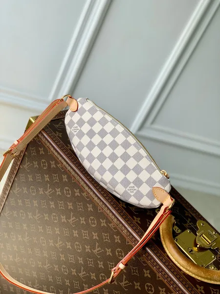 Louis Vuitton Keepit Bumbag 29 In White Grey Checkerboard Pattern Damier Azur Coated Canvas Bag product view 5