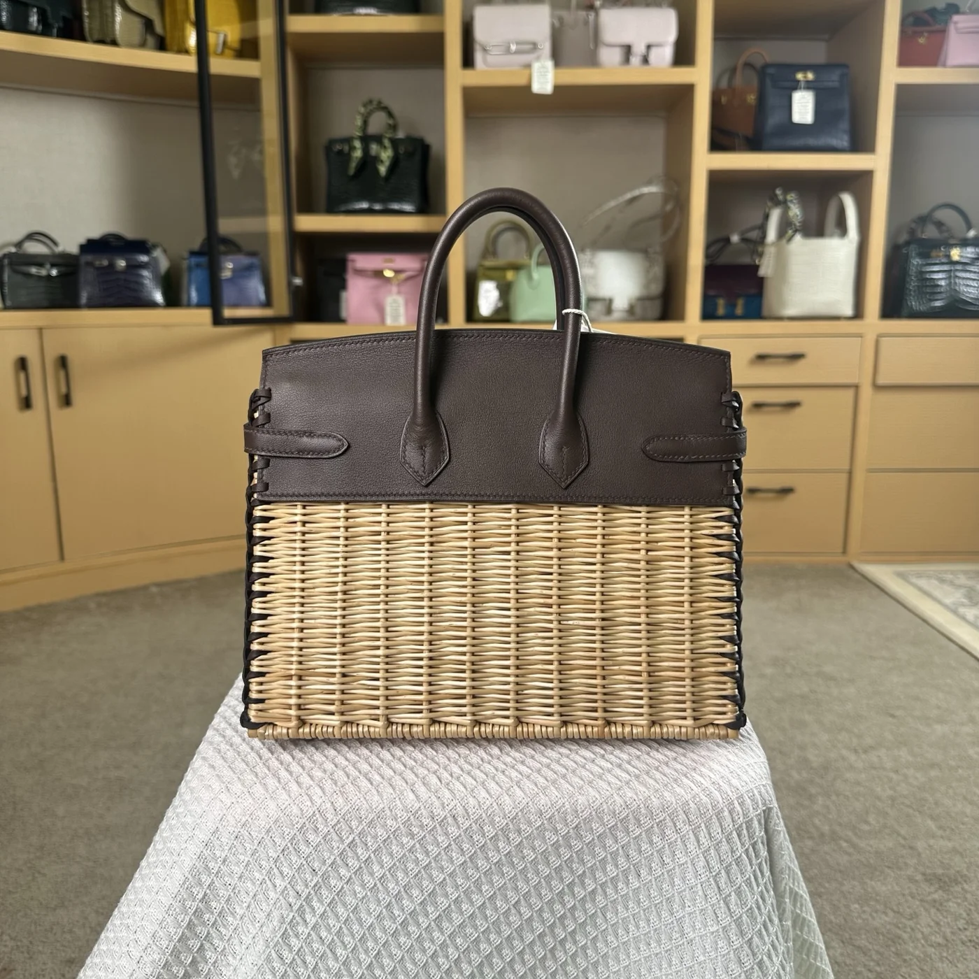 Hermès Birkin 25 cm Saddle Leather Bag product view 2