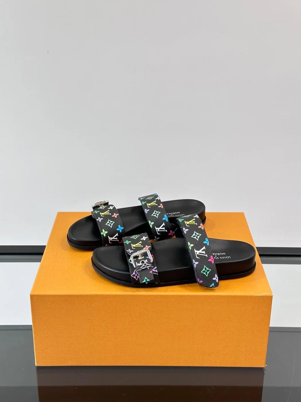 Louis Vuitton Men Black Multicolor Canvas Straps Sandals product view 3