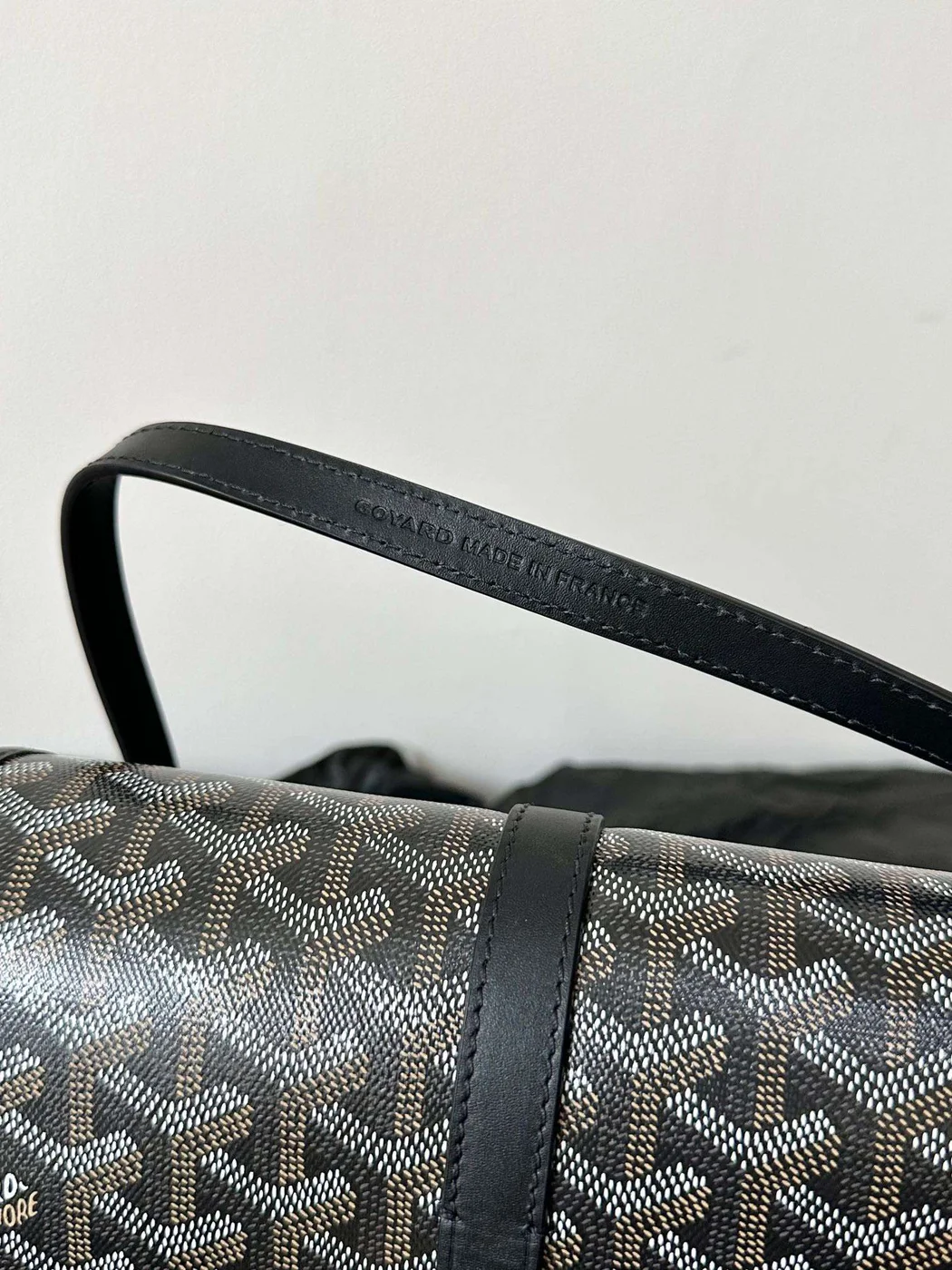 Goyard Black Crossbody Handbag Women’s 22x16x7cm product view 2