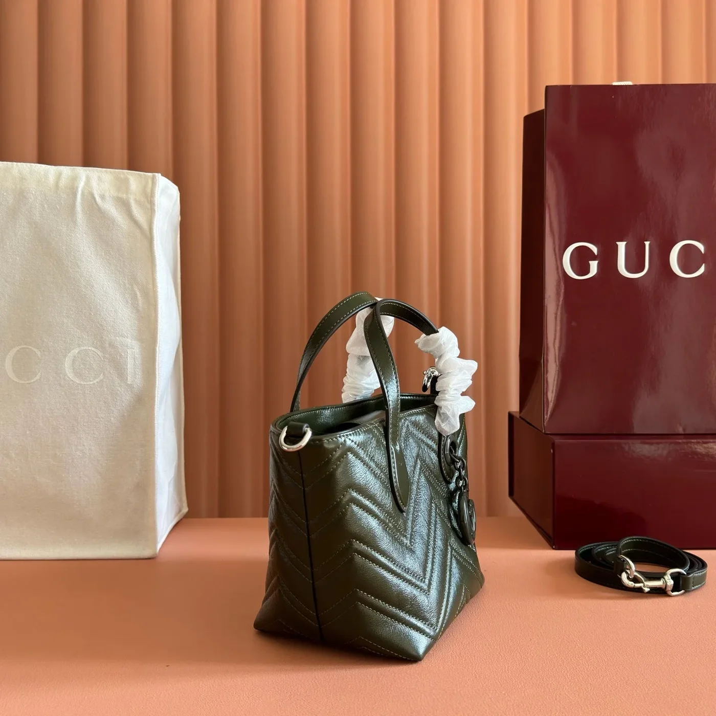 Gucci GG Marmont Tote Bag 17 In Moss Green product view 3