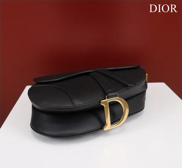 Dior Saddle Handbags Black With Lock Yellow Gold 25x20x6.5 cm product view 7