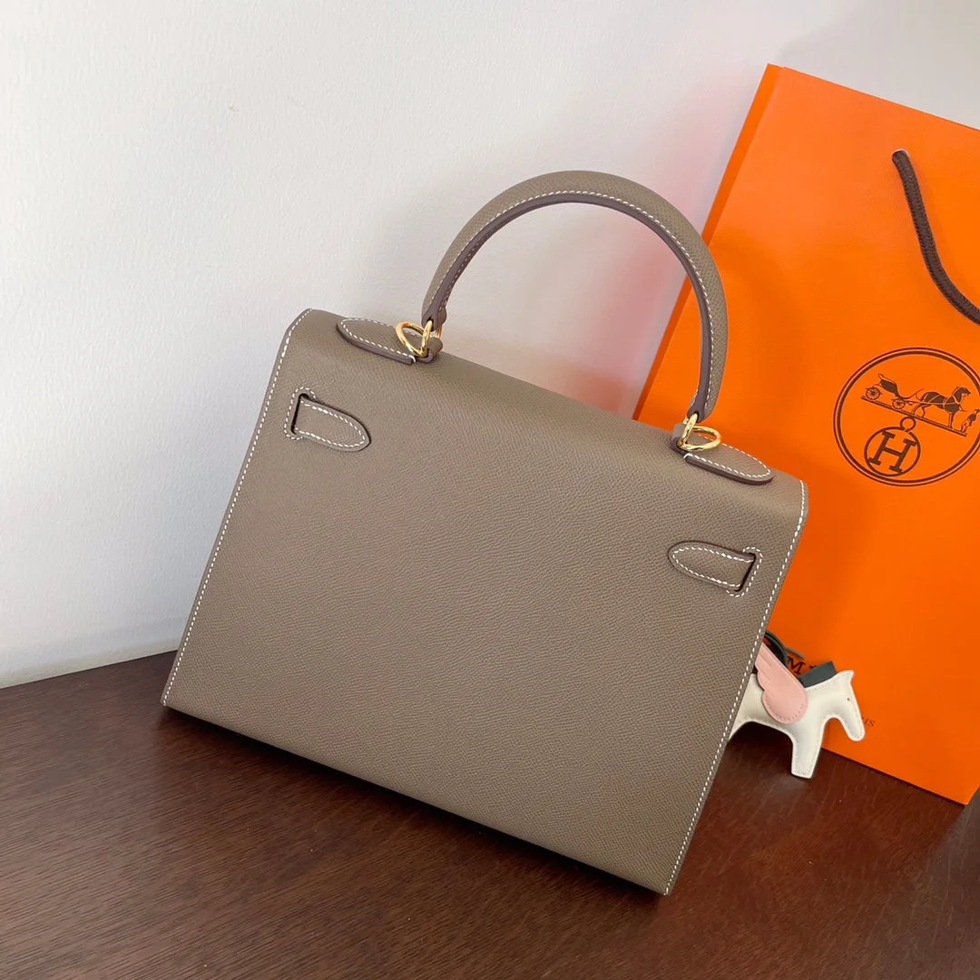 Hermès 28 cm Etain Epsom Leather Gold Hardware Bag product view 3