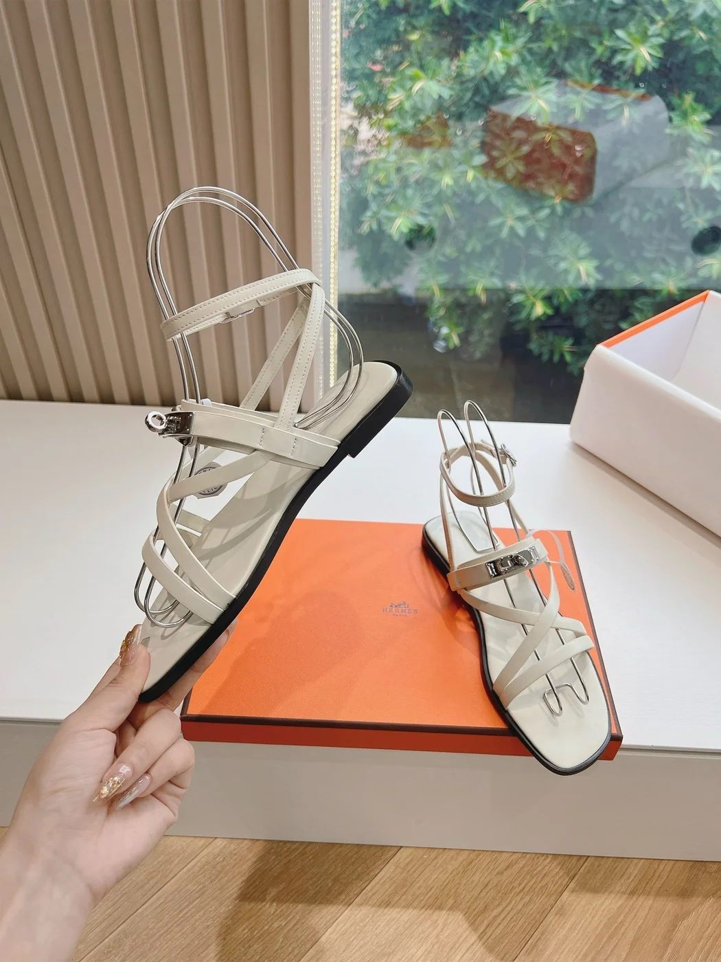 Hermès Women White Leather Strappy Sandals product view 6