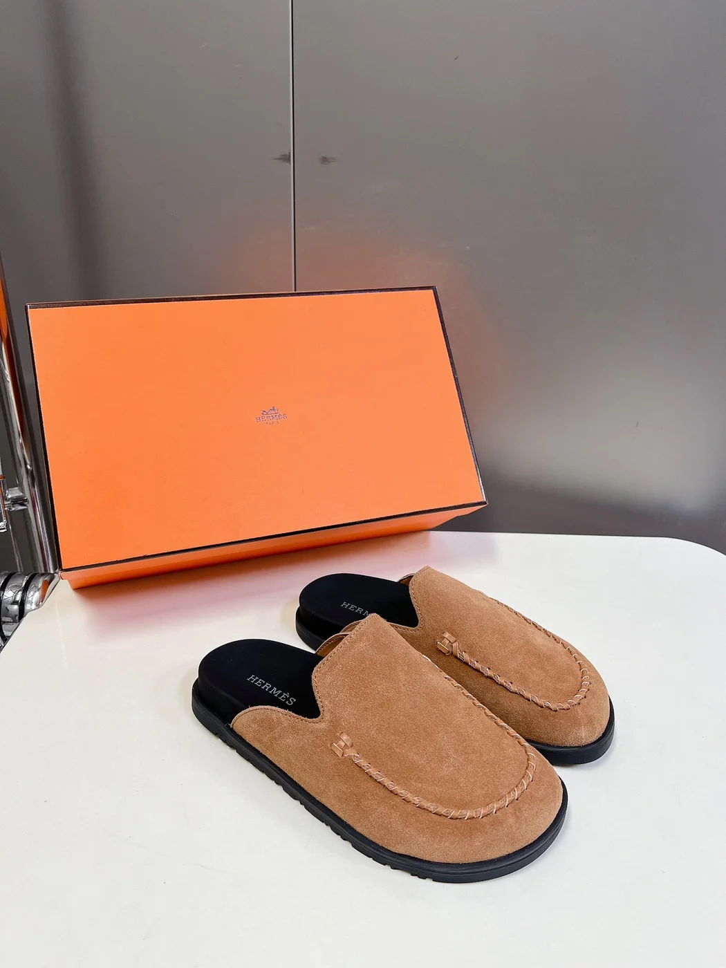 Hermès Women Tan Suede Slippers product view 5