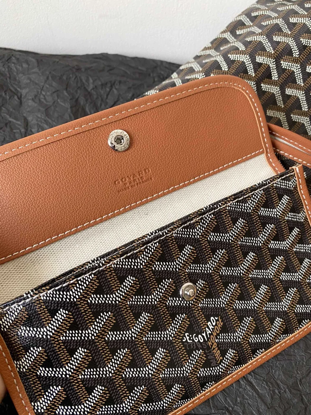 Goyard Goyardine Artois MM Tote Bag product view 8