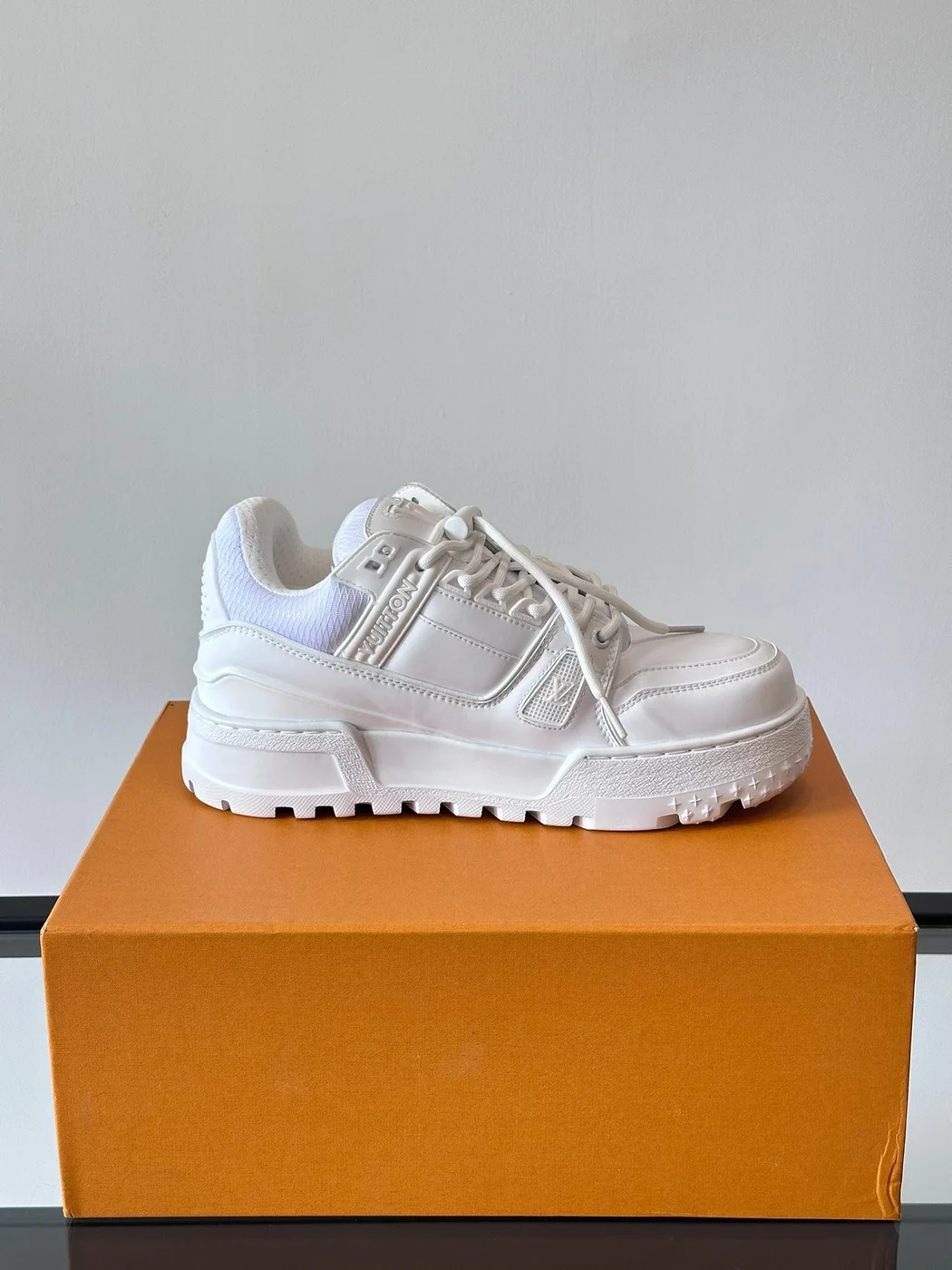 Louis Vuitton Men White Sneakers — Chunky Tread Sole product view 4