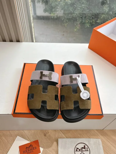 Hermès Women Pink And Olive Suede Sandals product photo