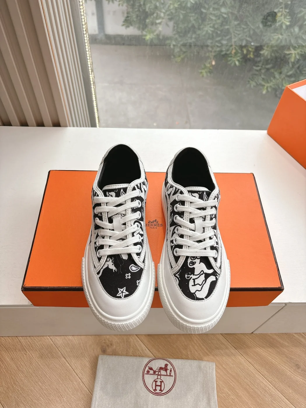 Hermès Women Black White Canvas Sneakers product view 5