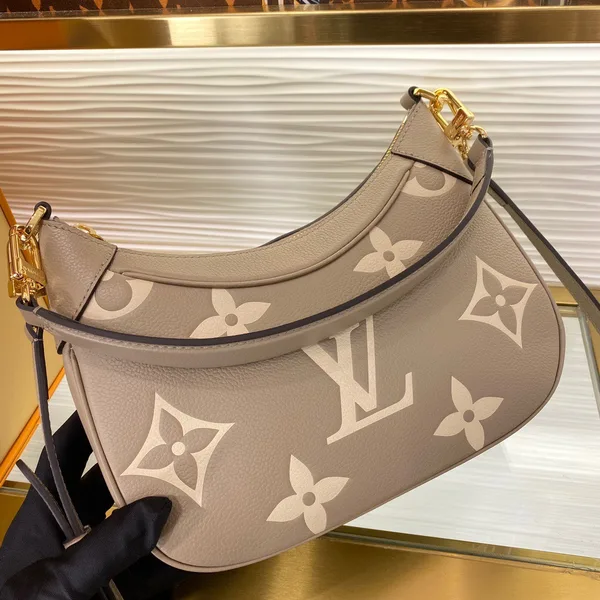 Louis Vuitton Bagatelle Monogram Handbags 24x18cm product view 2