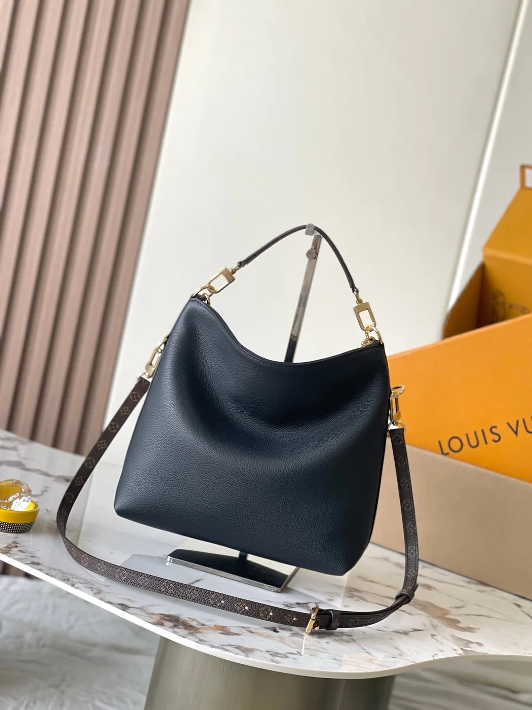 Louis Vuitton Multipass Black M28029 Bag product view 5