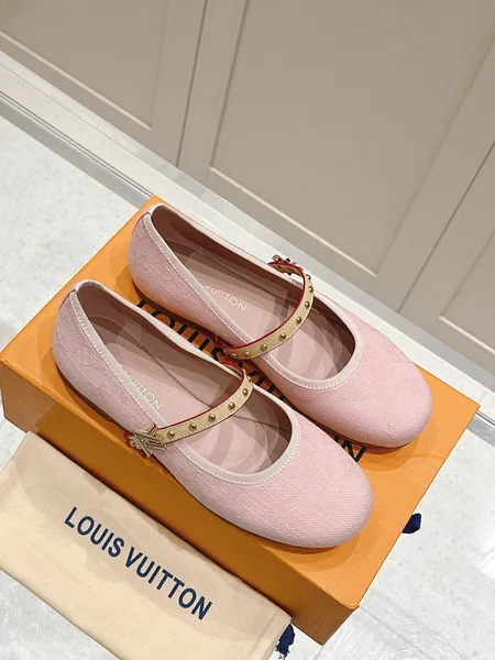 Louis Vuitton Women Pink Fabric Mary Janes Heels product photo