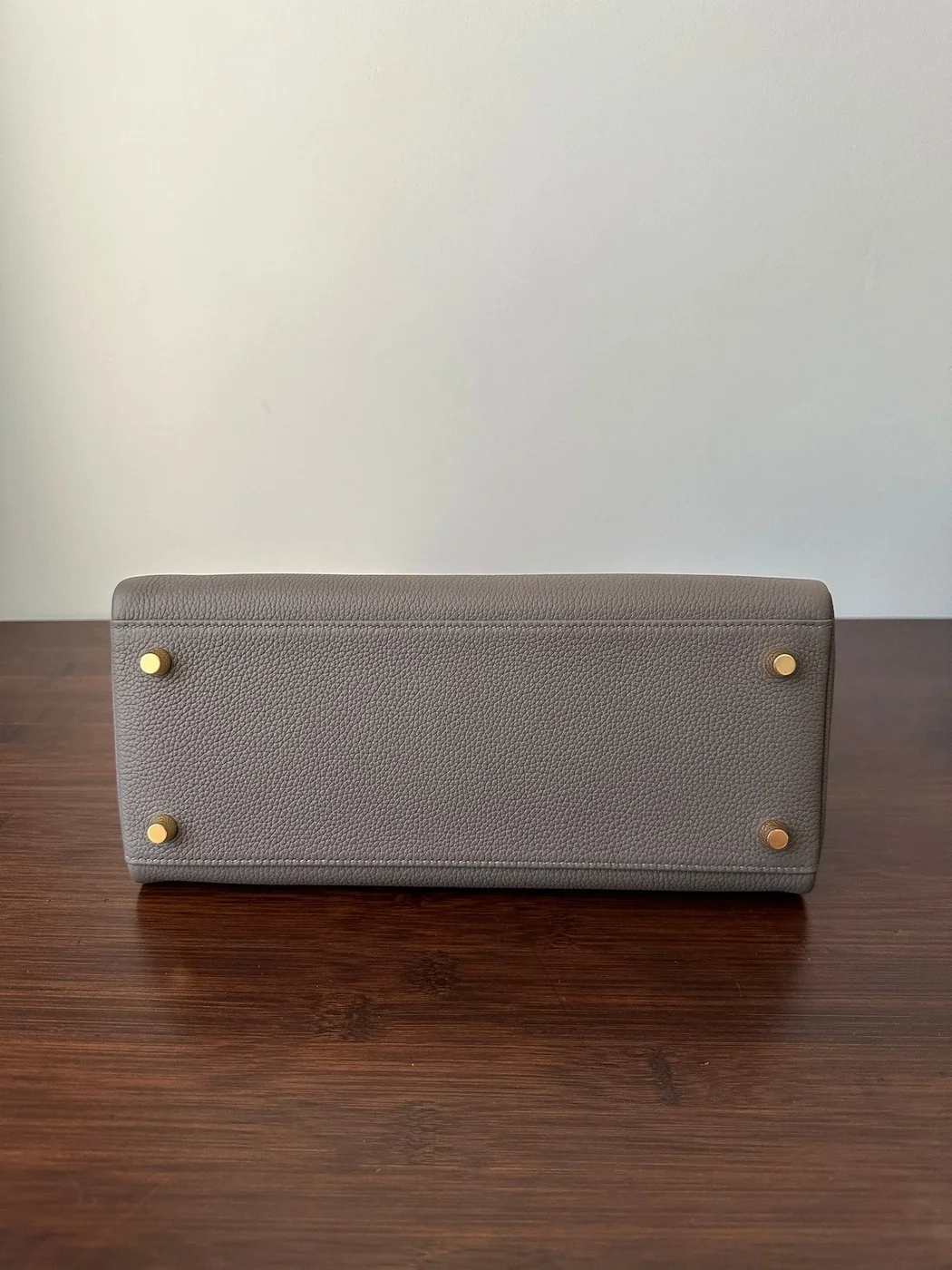 Hermès Kelly 28 cm Etain Togo Gold Hardware Bag product view 6
