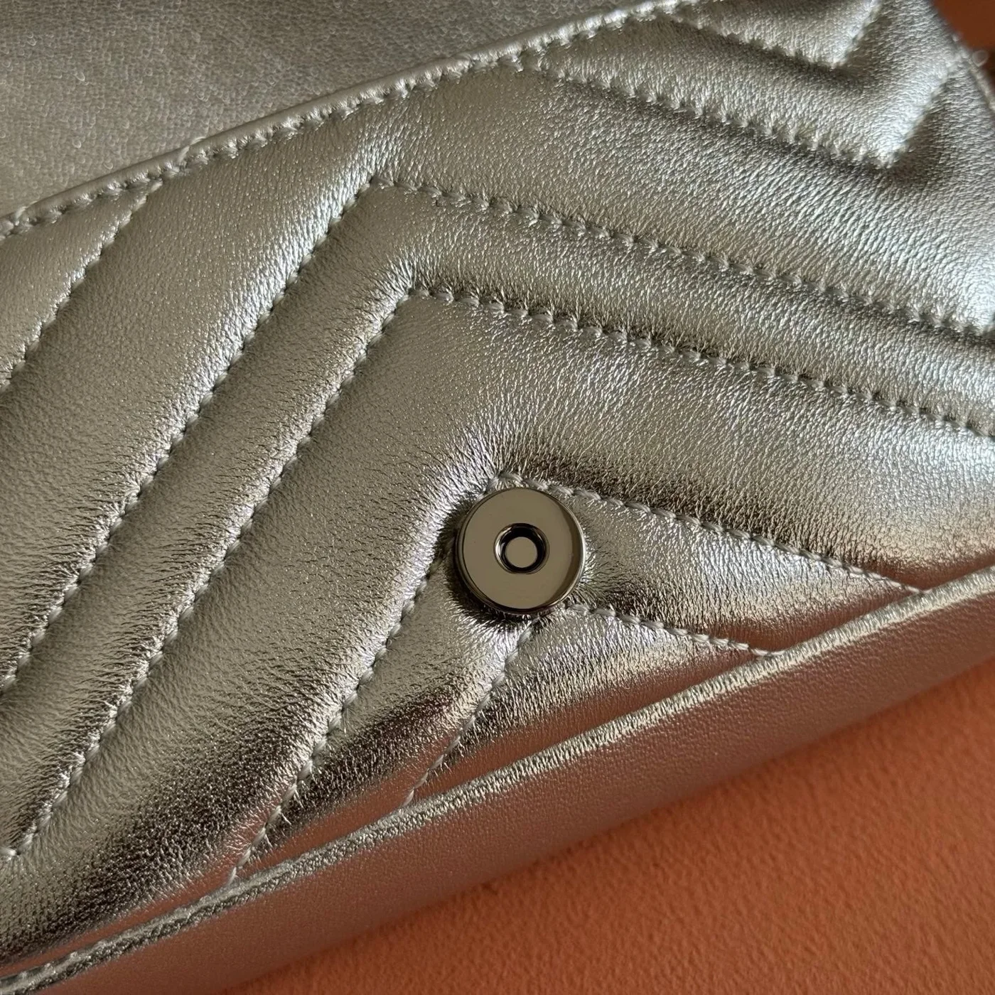 Gucci GG Marmont Bag 16 In Silver Lambskin product view 4