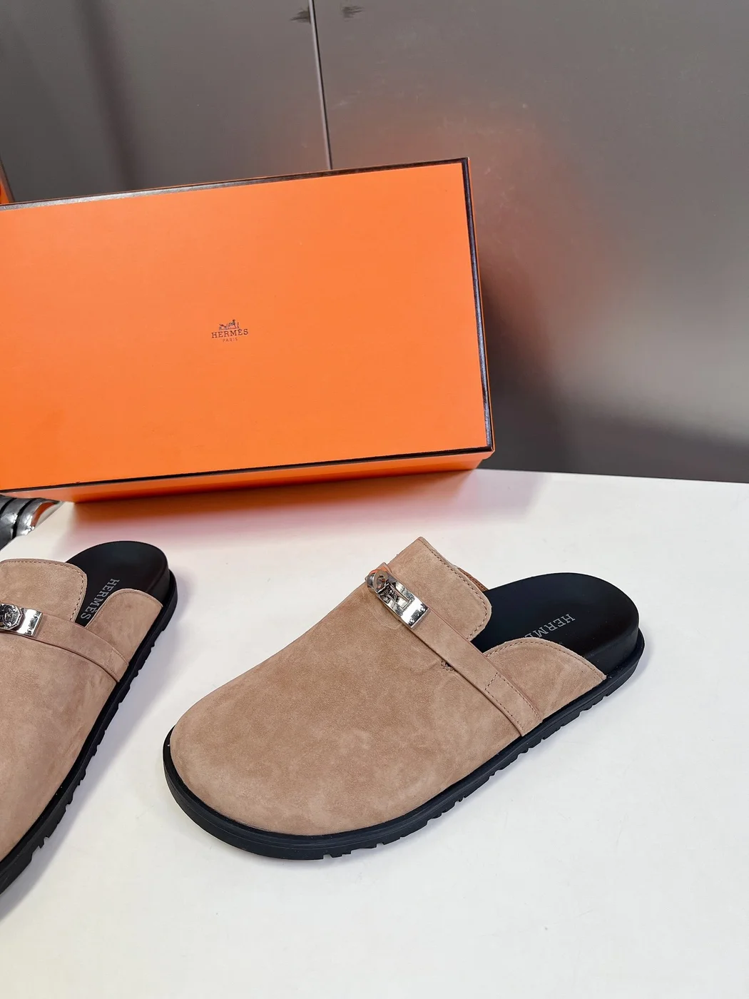 Hermès Women Beige Suede Leather Slippers product view 6
