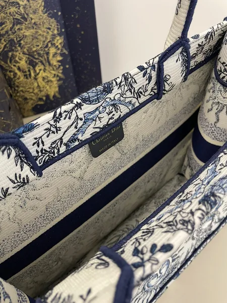 Dior Book Tote 36 cm — Blue and White Floral Pattern product view 7