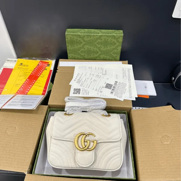 Gucci Marmont White Women’s Handbag 22 cm product photo