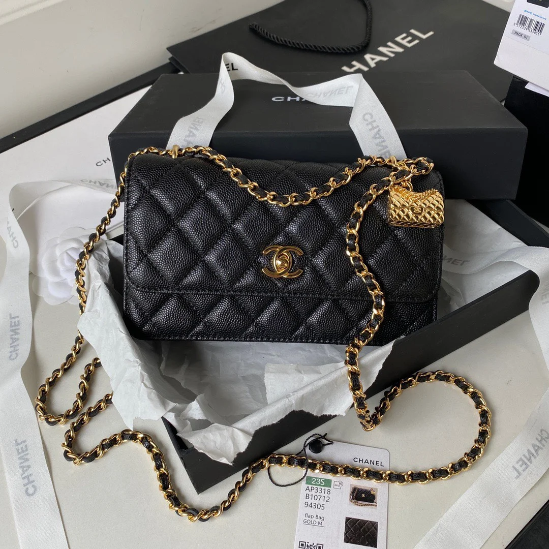 Chanel Handle Bag Lumpy Skin Handbags Black With Lock Gold 19 cm product view 1