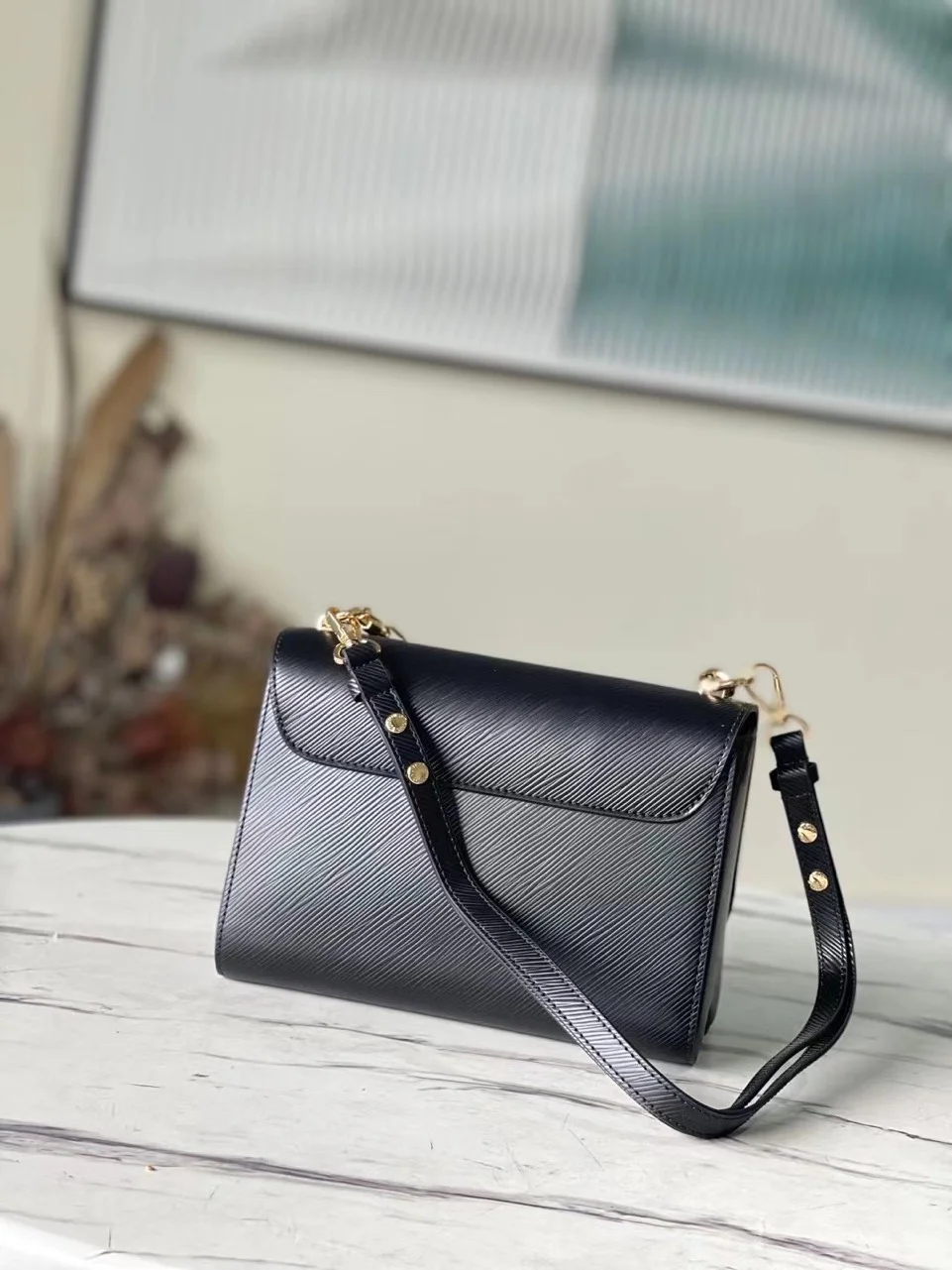 Louis Vuitton Twist Mini Lock Gold Handbags 23x17x9.5 cm product view 7