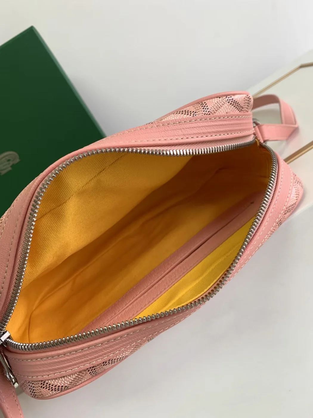 Goyard Goyardine Sac Cap Vert Pink 1134560 Bag product view 3