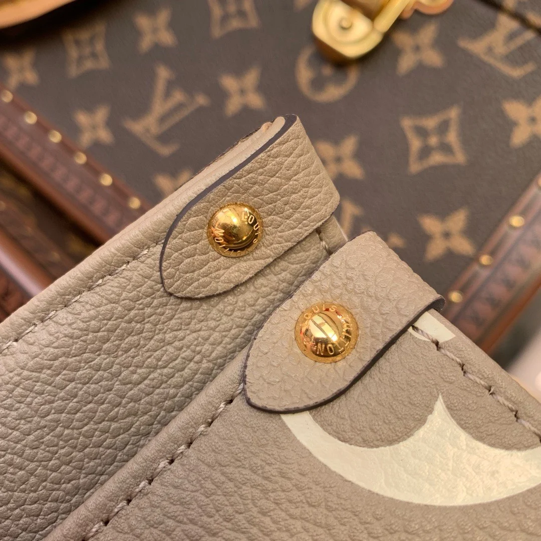 Louis Vuitton Onthego Woman’s Grey Cowhide Leather Handbags 25 cm product view 5