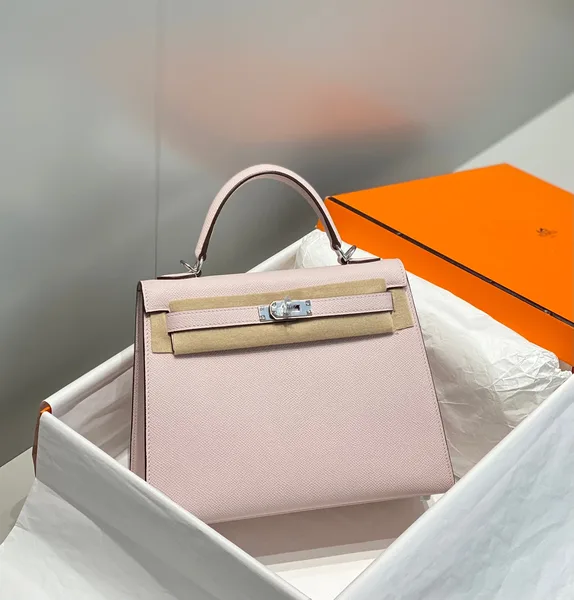 Hermès Kelly 25 cm In Epsom Mauve Epsom Silver Hardware Bag product photo