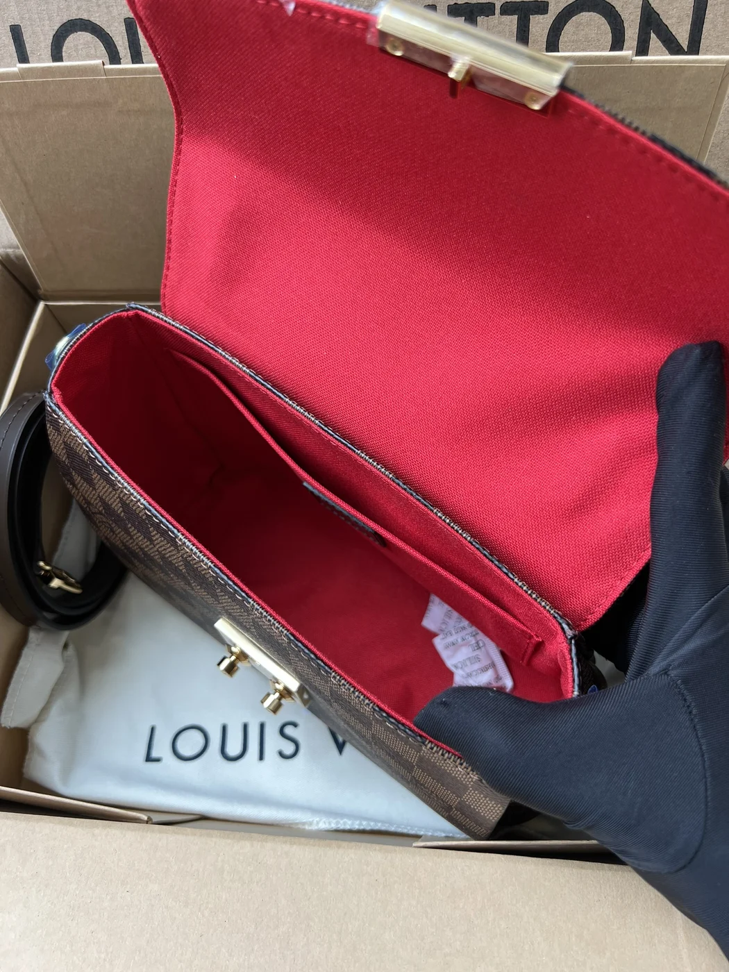 Louis Vuitton Croisette Brown Handbags 25.5 cm product view 4