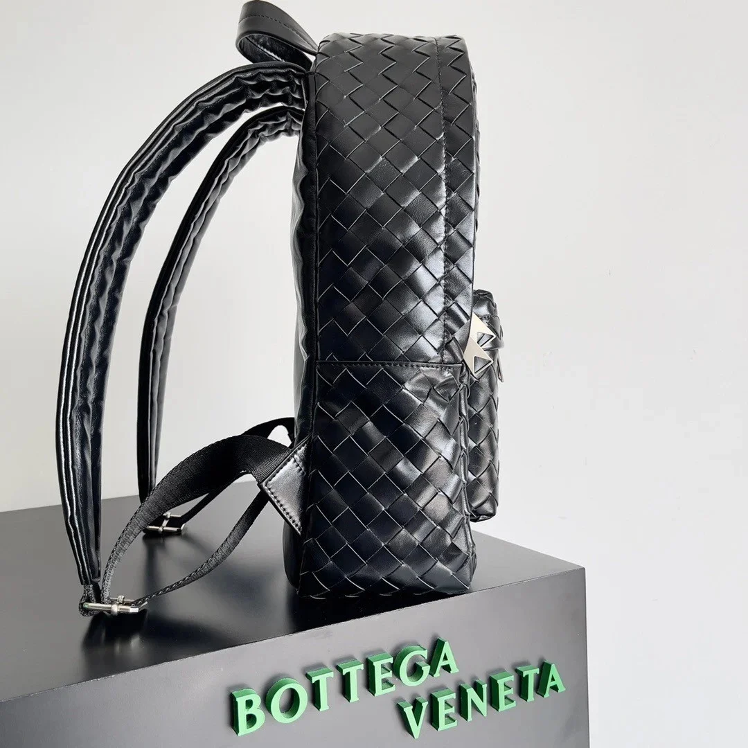 Bottega Veneta Small Backpack In Black Intrecciato Calfskin product view 3