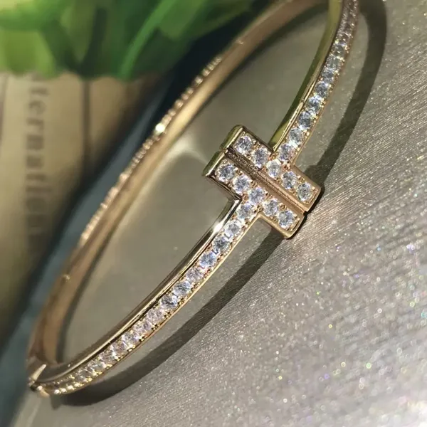 Tiffany & Co. Double T Full Pavé-Effect Bangle Rose-Tone product photo