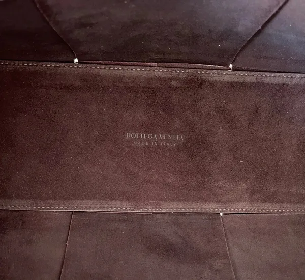 Bottega Veneta Arco Medium Tote In Fondant Intrecciato Lambskin product view 5