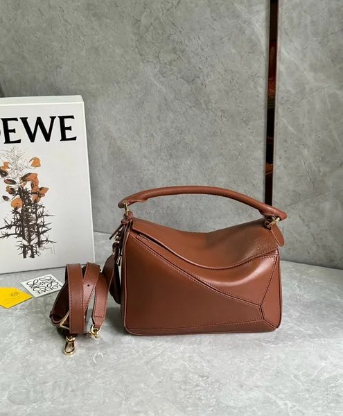 Loewe Featherlight Puzzle Small Bag in Pecan Nappa Lambskin product view 3