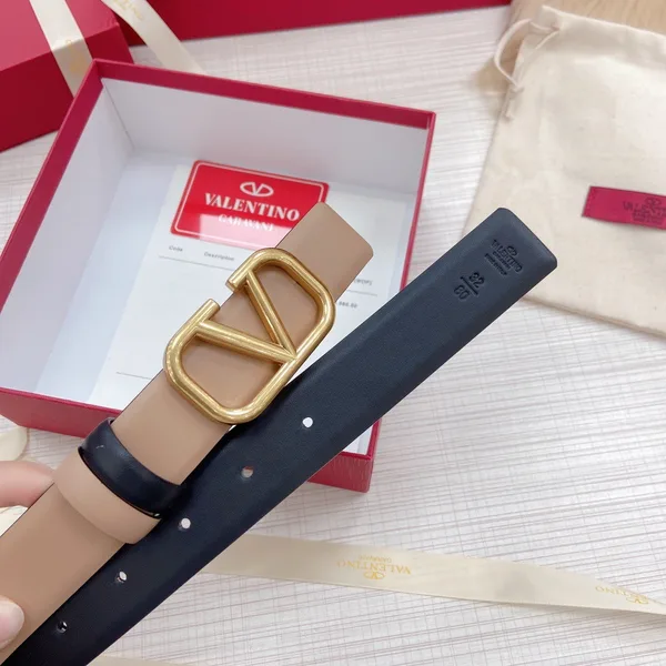 Valentino VLogo Reversible Belt 30mm in Beige and Black Calfskin product view 2