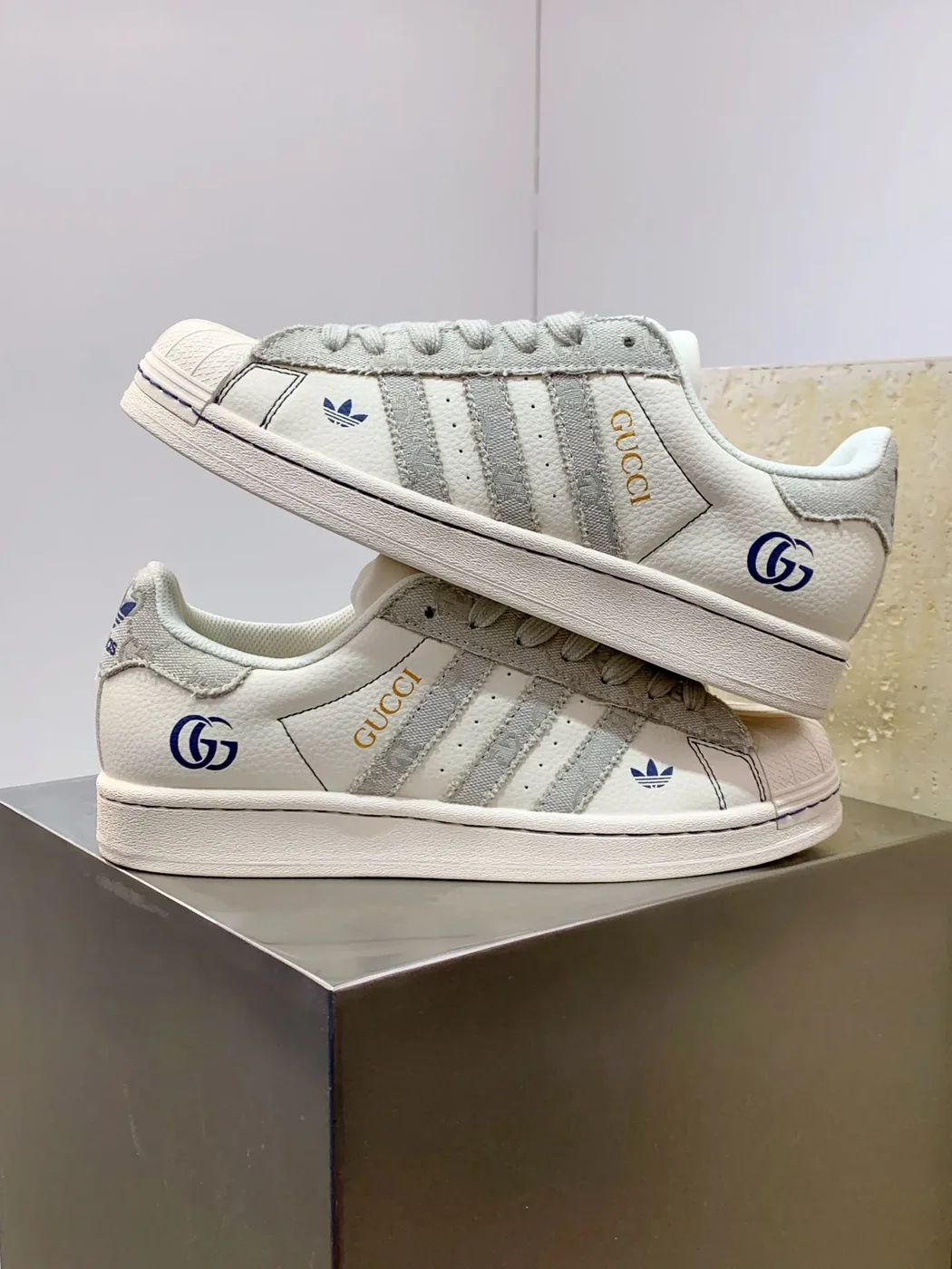 Adidas Gazelle Indoor Gucci White Gray Low Shoes product view 4