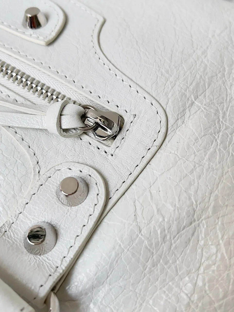 Balenciaga Le City Medium Bag in White Arena Lambskin product view 9