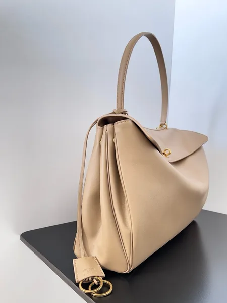 Balenciaga Rodeo Large Bag in Latte Calfskin product view 4