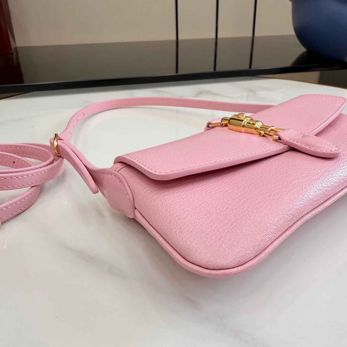 Gucci Jackie Small Shoulder Bag — Pink product view 11