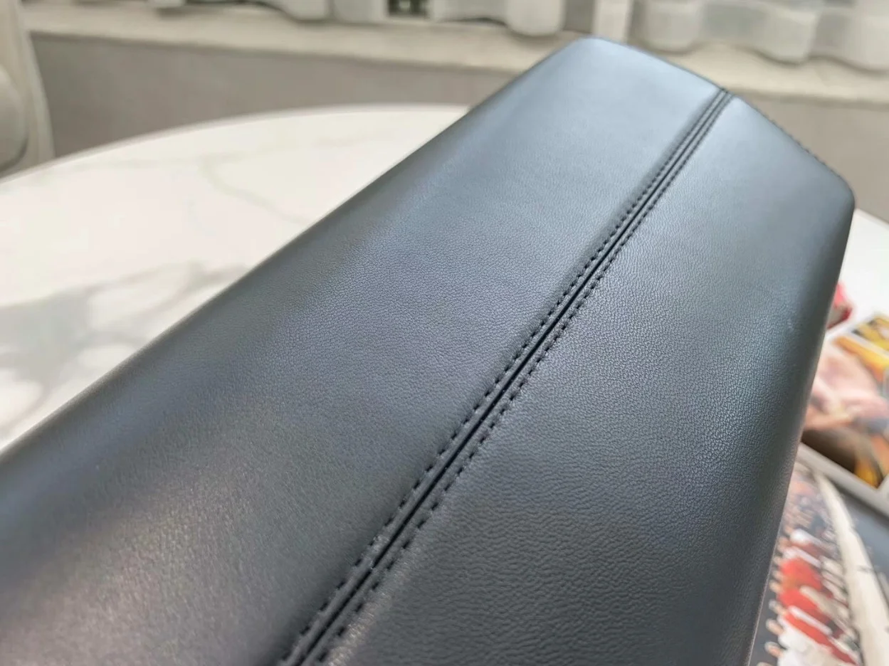 Fendi First Medium Bag In Black Nappa Leather product view 6