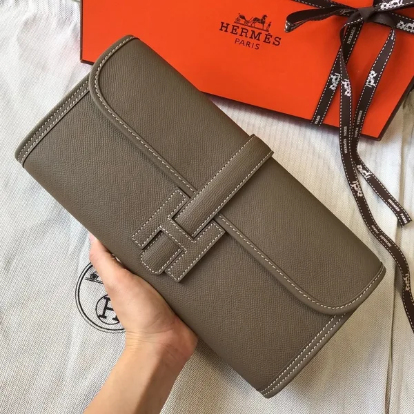 Hermes Jige Elan 29 Clutch Bag In Taupe Epsom Leather product photo