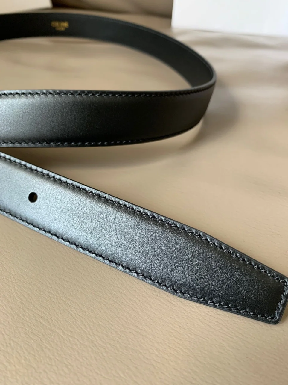 Celine Medium Cuir Triomphe Belt 25MM in Black Calfskin product view 4