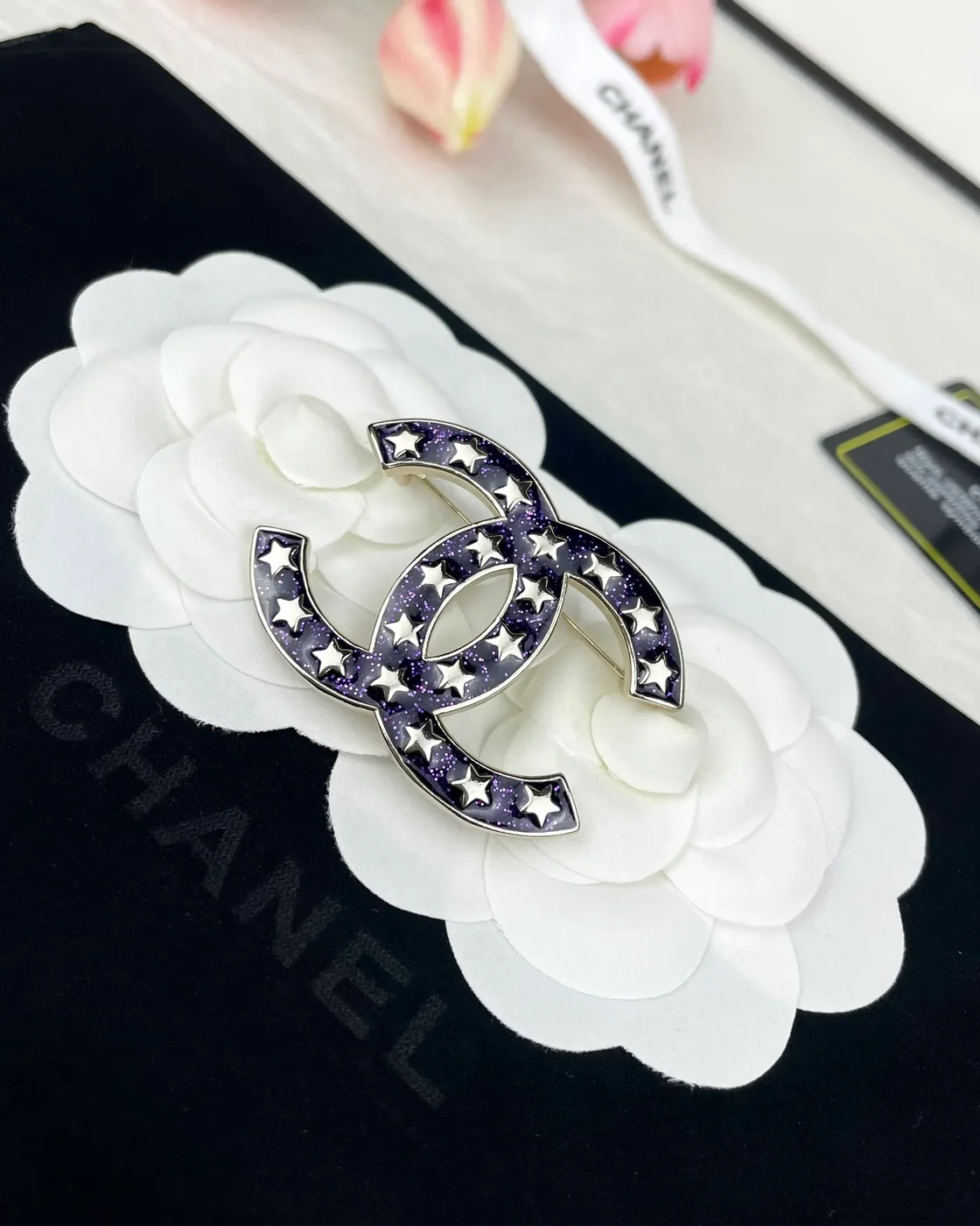 Chanel Star Enamel CC Brooch Navy and Silver-Tone product view 1