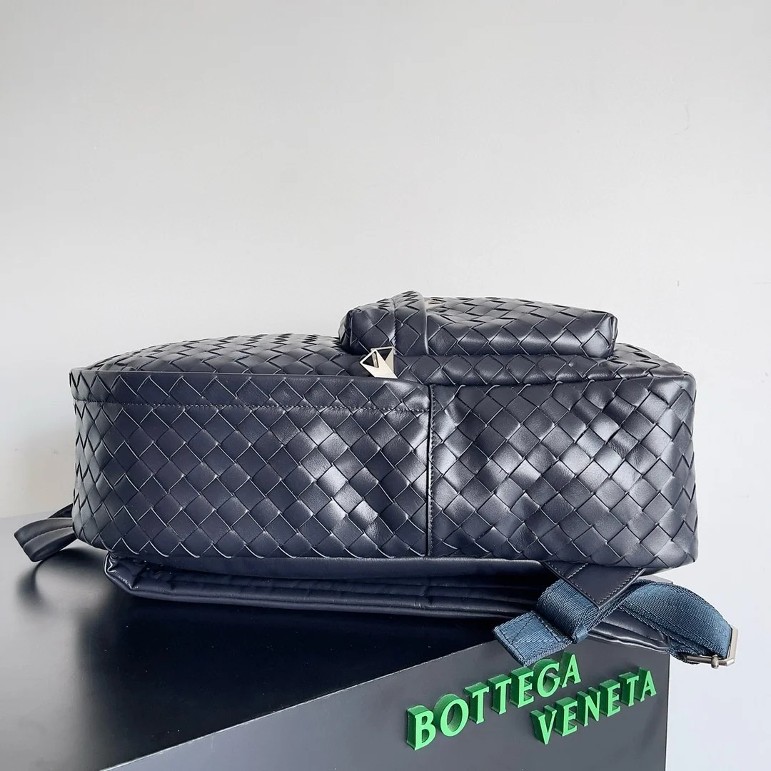 Bottega Veneta Medium Backpack In Dark Blue Intrecciato Calfskin product view 5