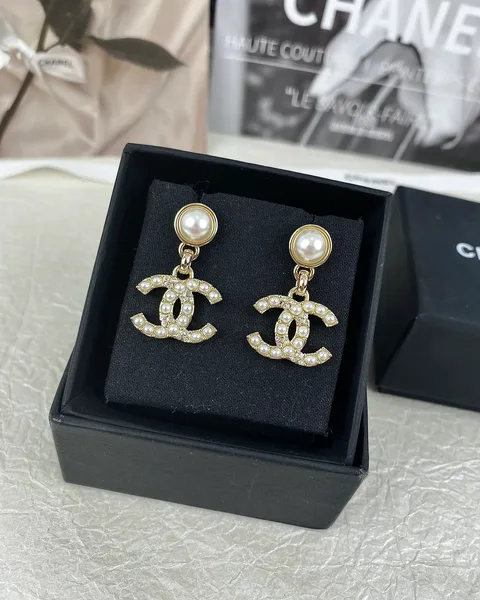 Chanel Pearl-Effect Pavé CC Drop Earrings Gold-Tone product photo
