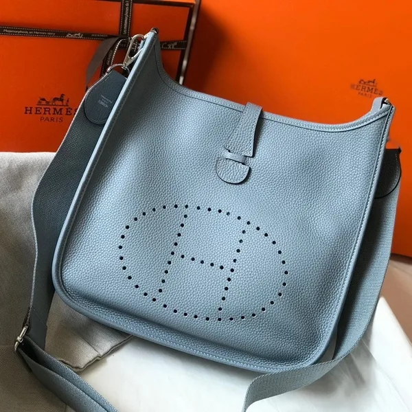 Hermes Evelyne III 29 Bag In Blue Lin Clemence Leather product photo