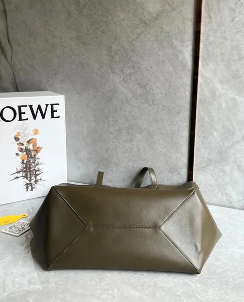 Loewe Large Puzzle Fold Tote Bag in Dark Green Calfskin product view 2