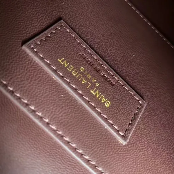 Saint Laurent Cassandra Medium Bag In Black Grained Leather product view 10